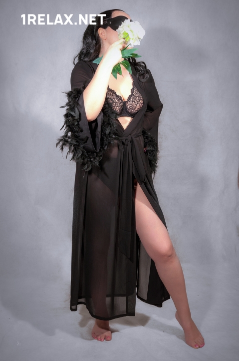 Девушка массажистка Kira Nirvana, салон Kira Nirvana фото №4