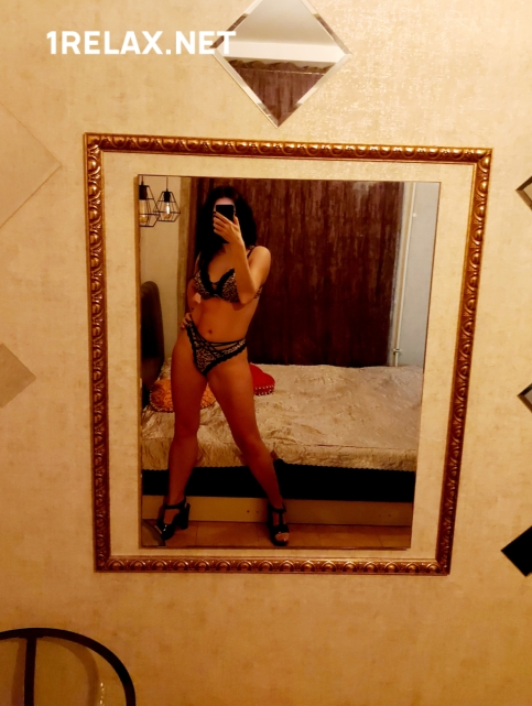 Девушка массажистка Эрика, салон ЧМ Эрика фото №2